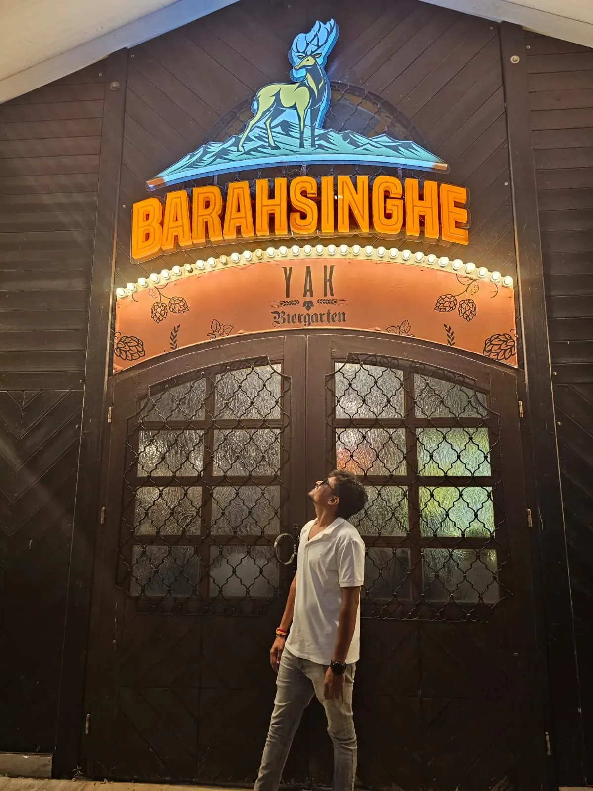 bunch of students in field trip