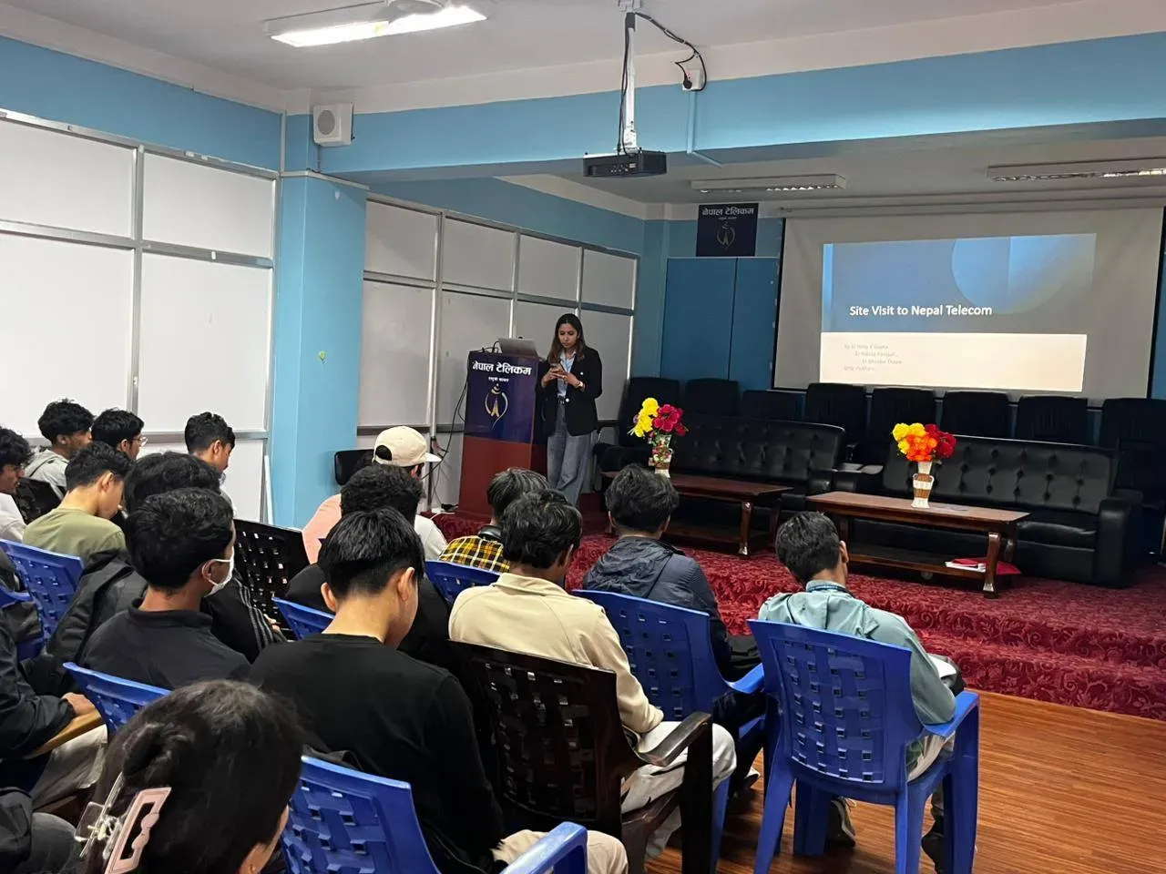 bunch of students in field trip